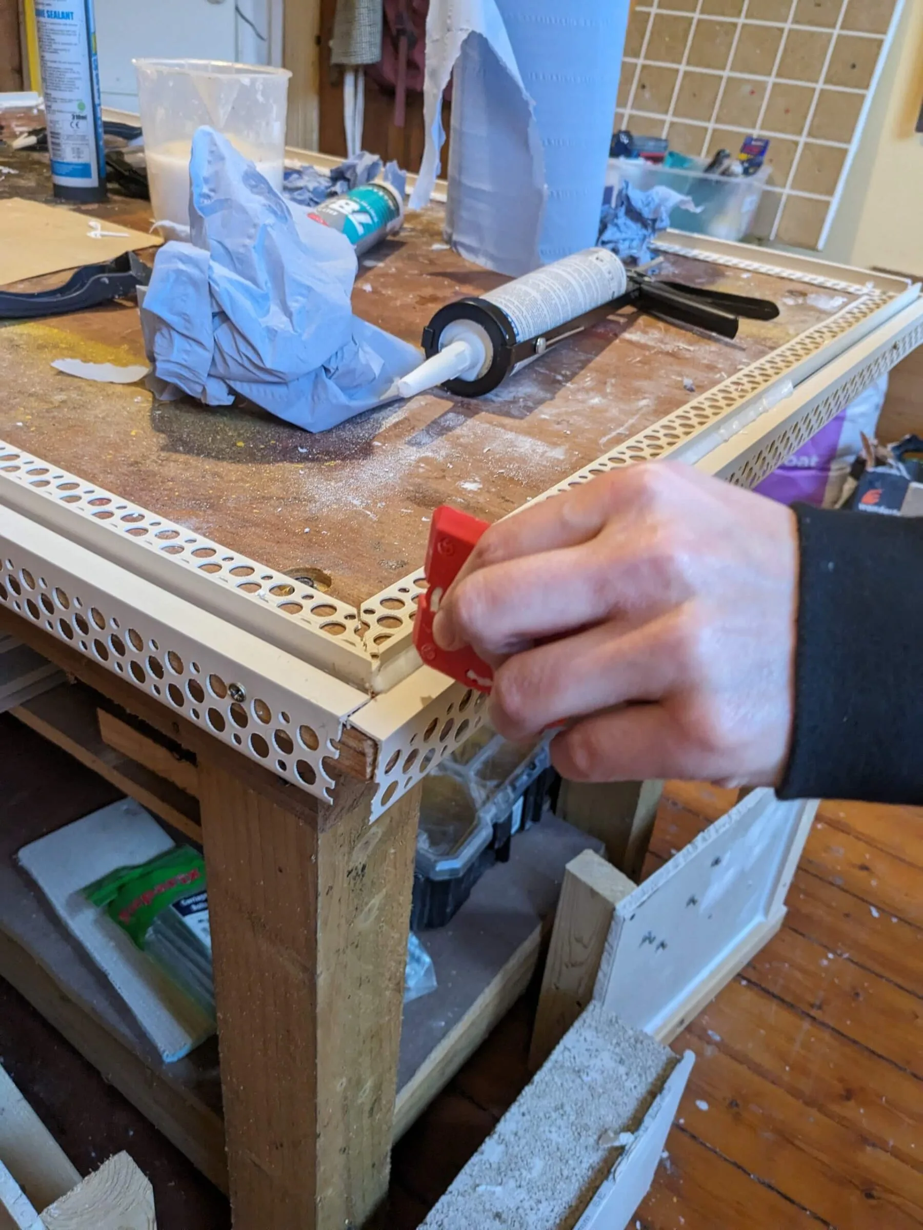 Siliconing & Caulking - Image 4